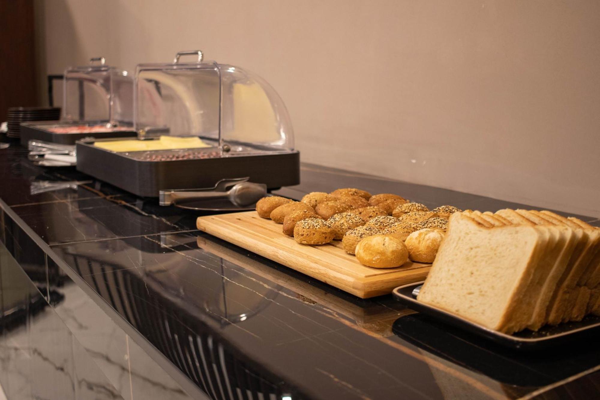 Emma Hotel Bologna Fiera Granarolo dellʼEmilia Extérieur photo